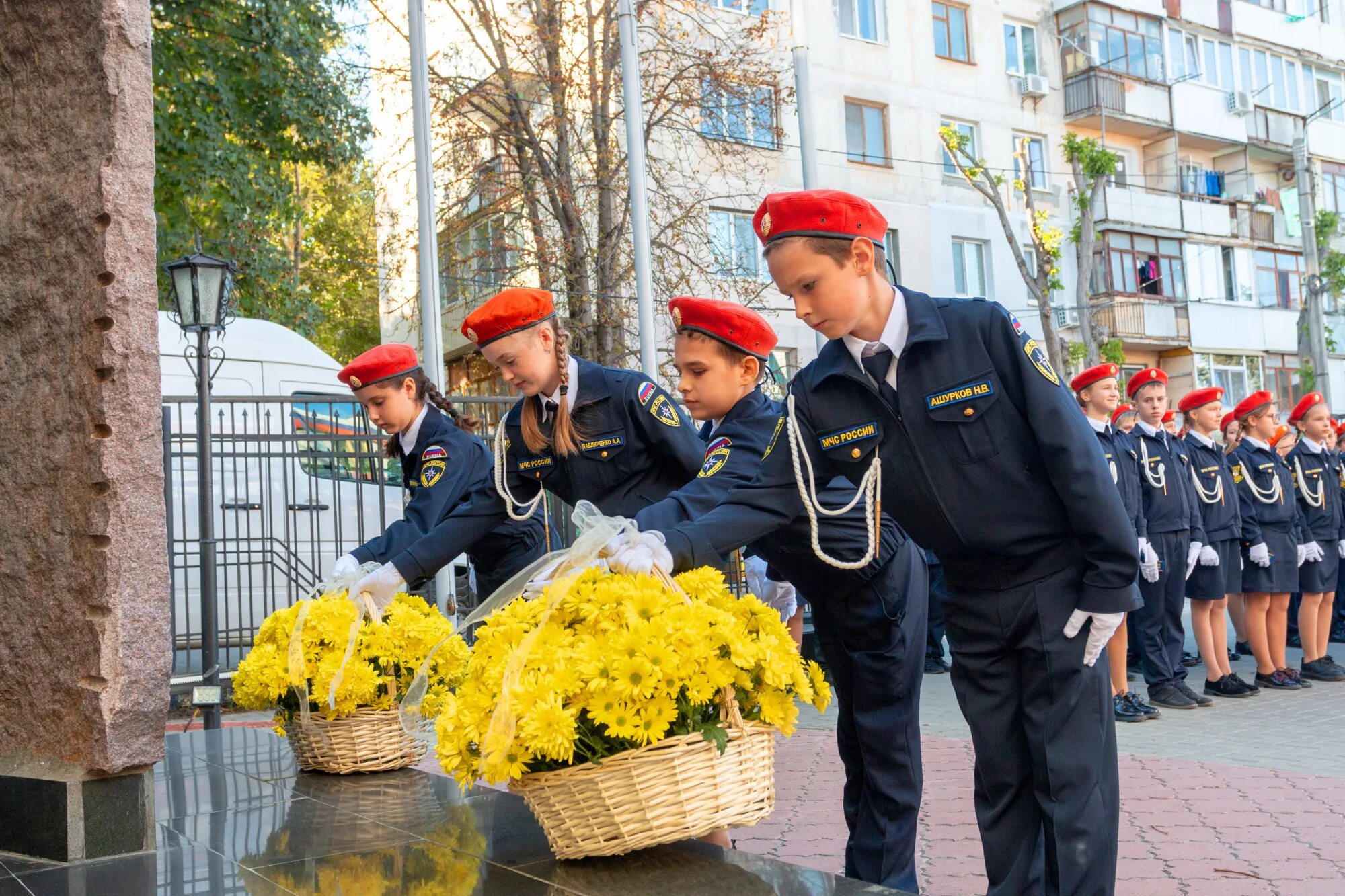 МЧС Крым. МЧС кадеты Крым Феодосия. МЧС по Крыму главный. Кадеты МЧС Белгород. Управление мчс крым