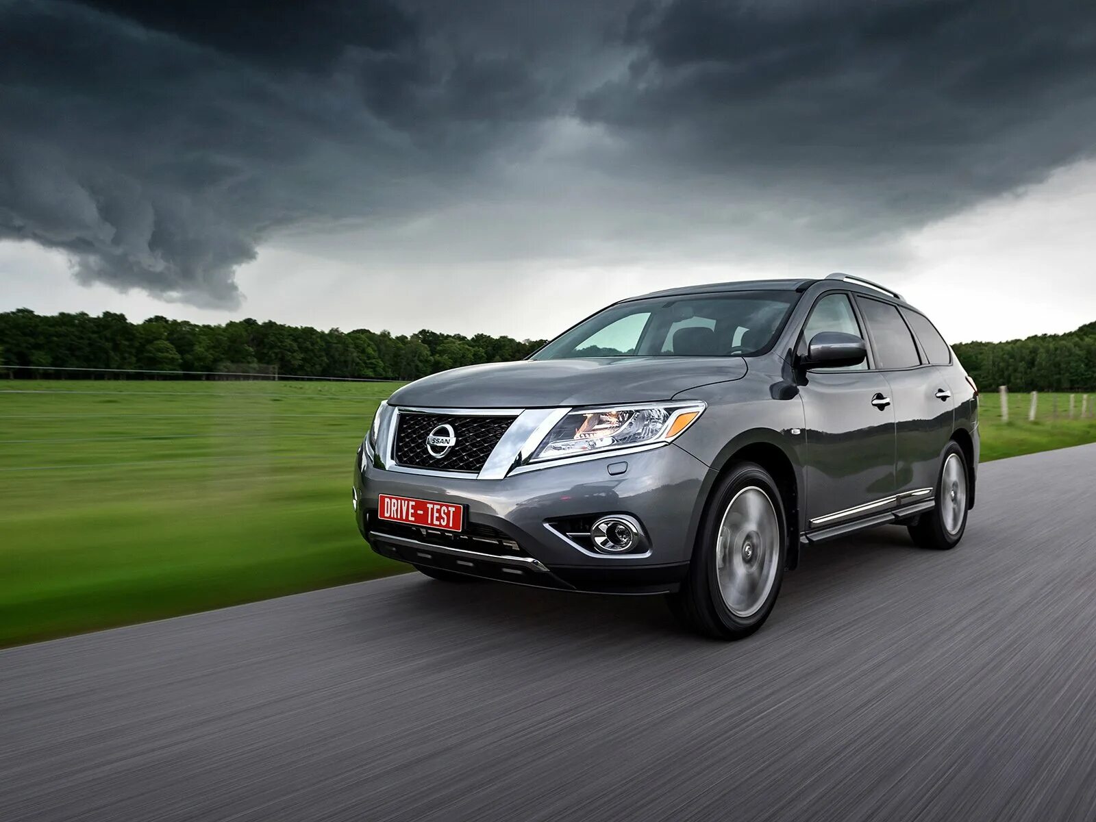 Ниссан машина страна. Nissan Pathfinder 2015. Ниссан Pathfinder 2015. Nissan Pathfinder 2014. Nissan Pathfinder 2015 High.