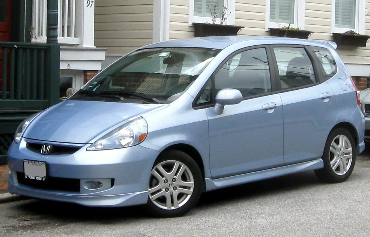 Хонда фит 1 поколение. Honda Fit 2001. Honda Fit 2008. Хонда фит 2008.