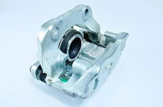 Суппорт передний ларгус 16 клапанов. Суппорт тормозной передний правый ларгус 16 клапанов артикул. Суппорт передний ларгус 16 клапанов. Тормозной суппорт ларгус. Передние суппорта ларгус.