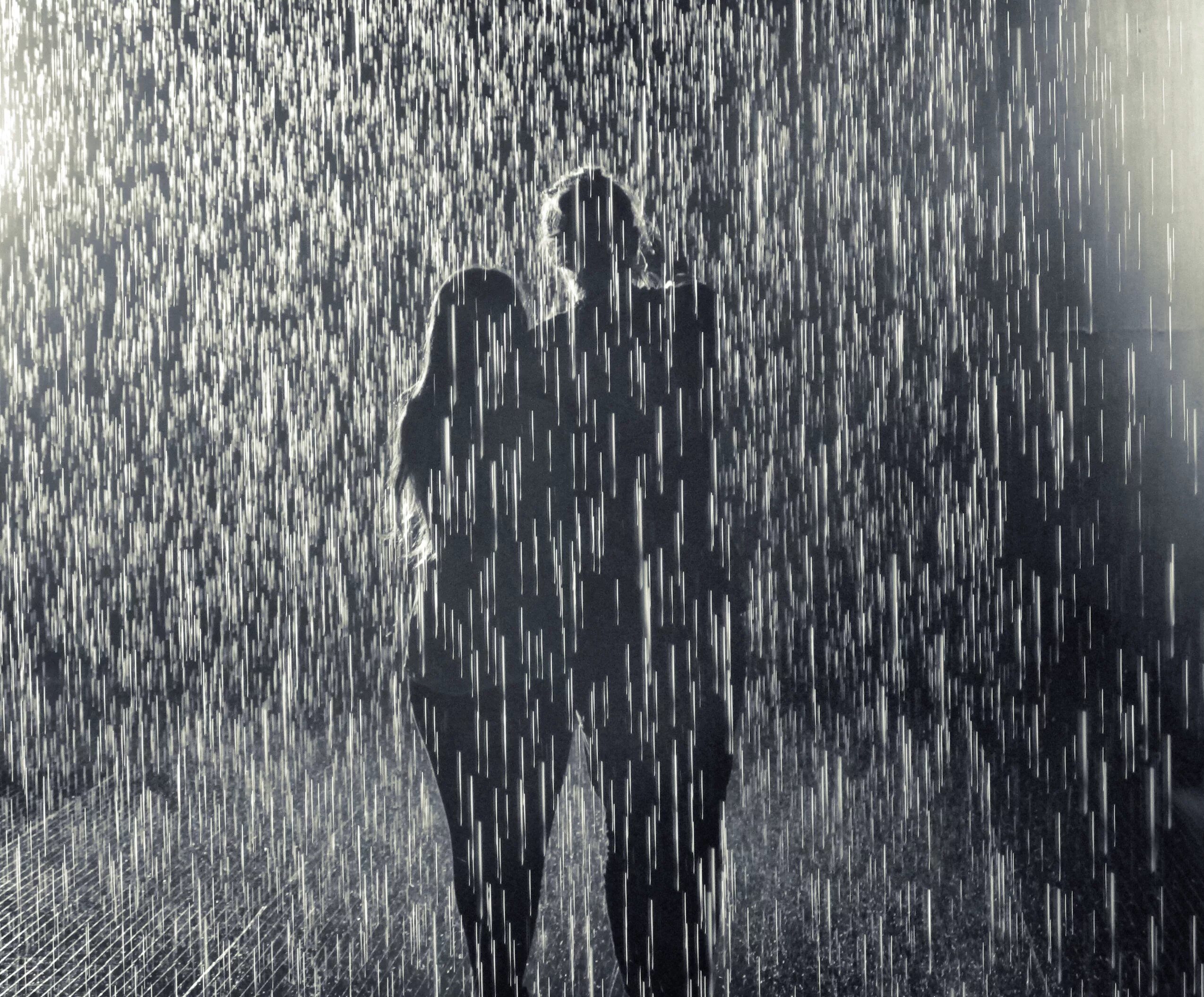 Raining meaning. Дождь картинки. Дождливый город. Спорный дождь.