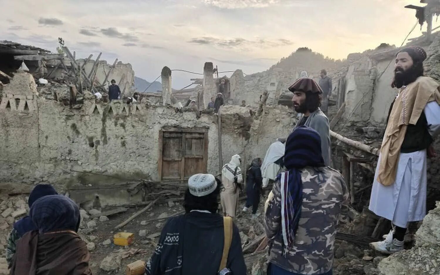 Афганистан сейчас 2024. Узбекистан землетрясение 2022. Землетрясение в Афганистане. Афганистан землетрясение Кабул.