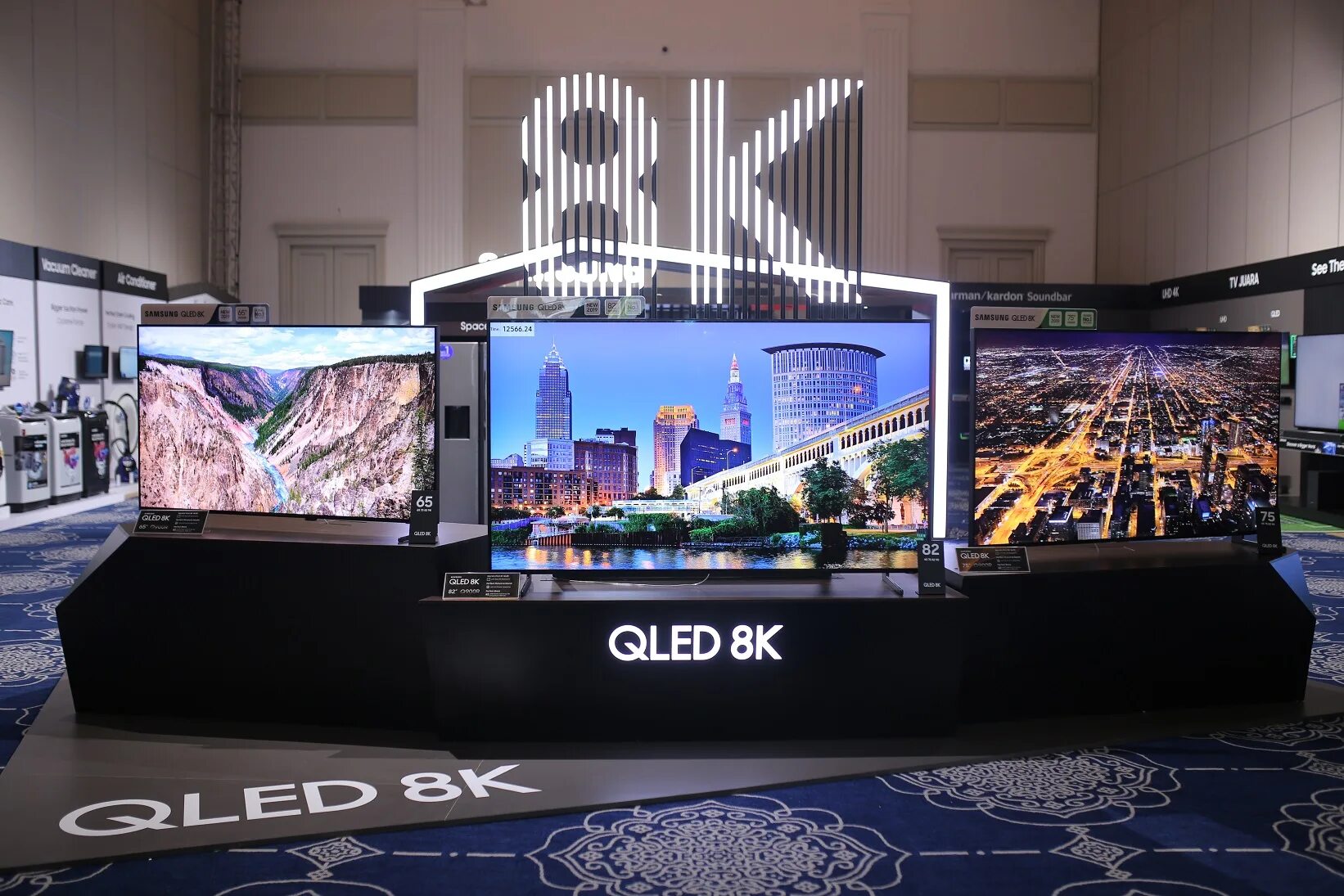 Samsung QLED 8k. Samsung QLED TV 8k. Телевизор самсунг QLED 8к. Samsung QLED 8k 900r. 8к 65 дюймов