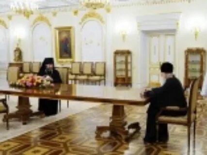 Первый митрополит постоянной резиденцией которого стала москва