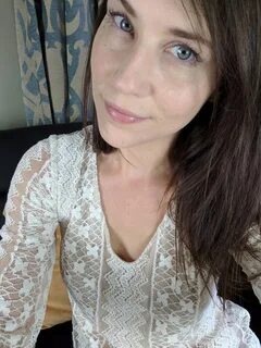 Join me on CB. chaturbate.com/keriberry420. 