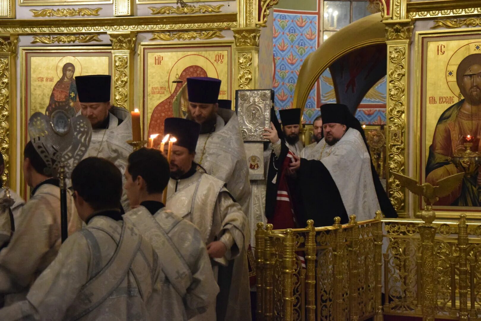 рождество христово богослужение чинопоследование. рождество последование. богослужения двунадесятых праздников и пасхи купить. последование царских часов на рождество христово. рождественская литургия последование.