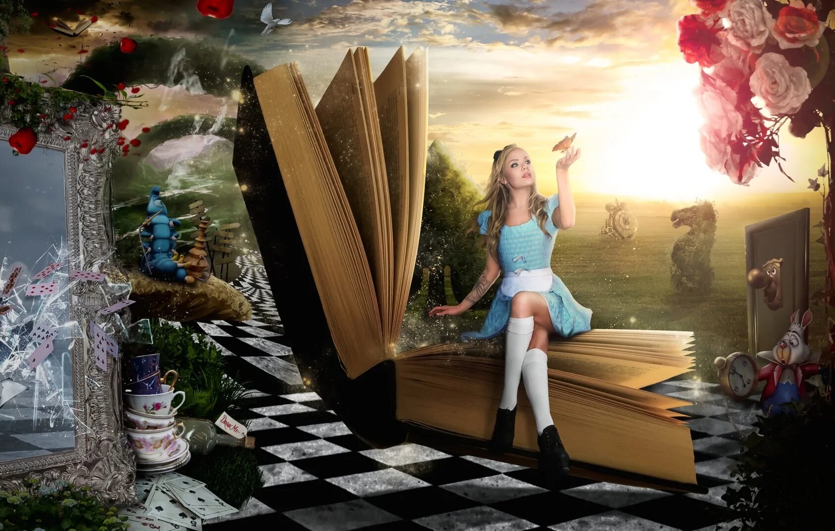 Книга чудес картинки. Мир Алисы в стране чудес. Алиса в стране чудес. Алиса в Зазеркалье. Алиса в стране чудес Зазеркалье фон. Фэтнези «Алиса в Зазеркалье».