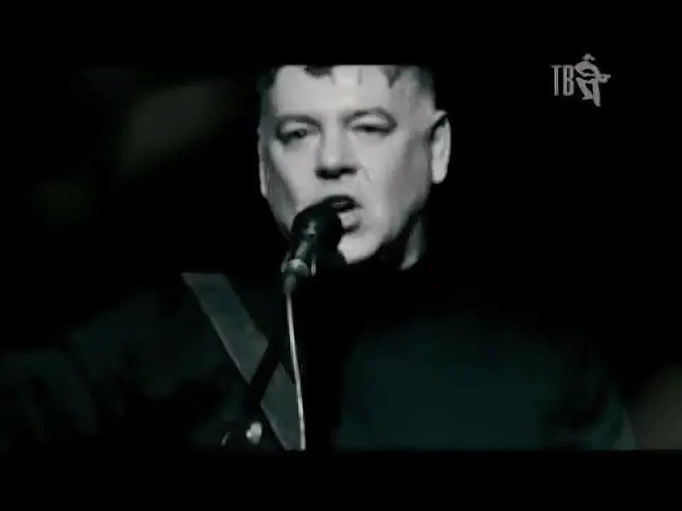 Песни встал и пошел слушать. Песни встал и пошел слушать. Встал и пошел кузема. Слушать гимн жизни встал и пошёл. Песни встал и пошел слушать.