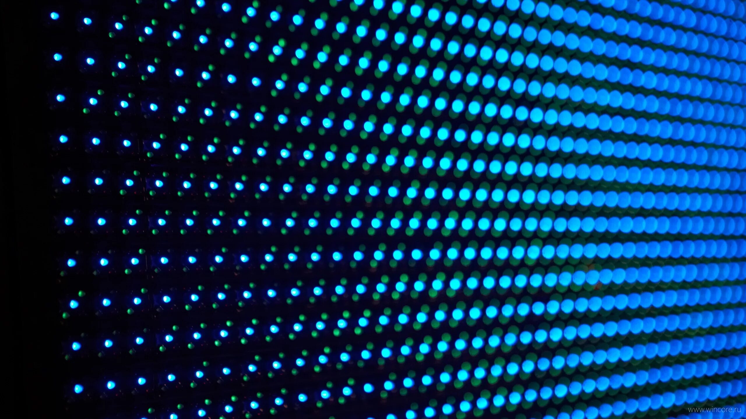 Помехи на мониторе компьютера. Led экран фон. Изображение монитора ноутбука. Полоски на мониторе. На экране крупный план.