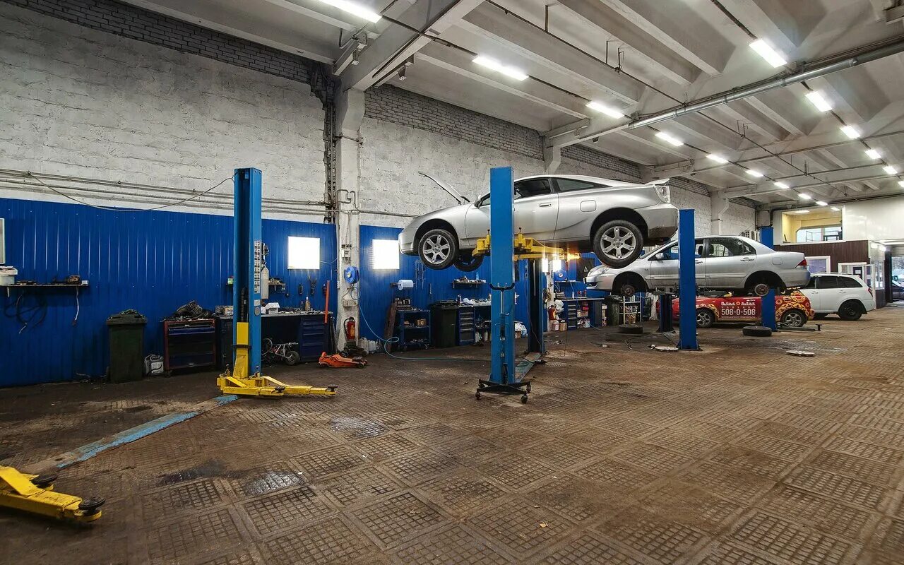 Cityglush автосервис. приемка в автосервисе. 14. дизайнерский автосервис. каширское шоссе 67 стр 4 автосервис.