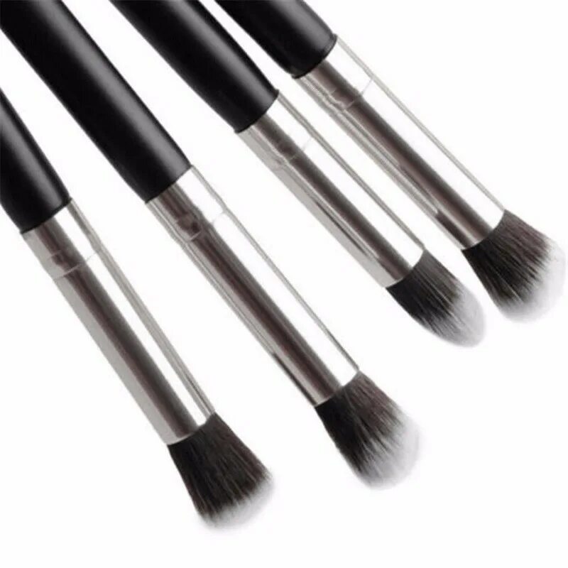 Кисть для макияжа Shadow Brush. Кисточка для теней для век. Кисточка с глазами. Кисточка для глаз тени.