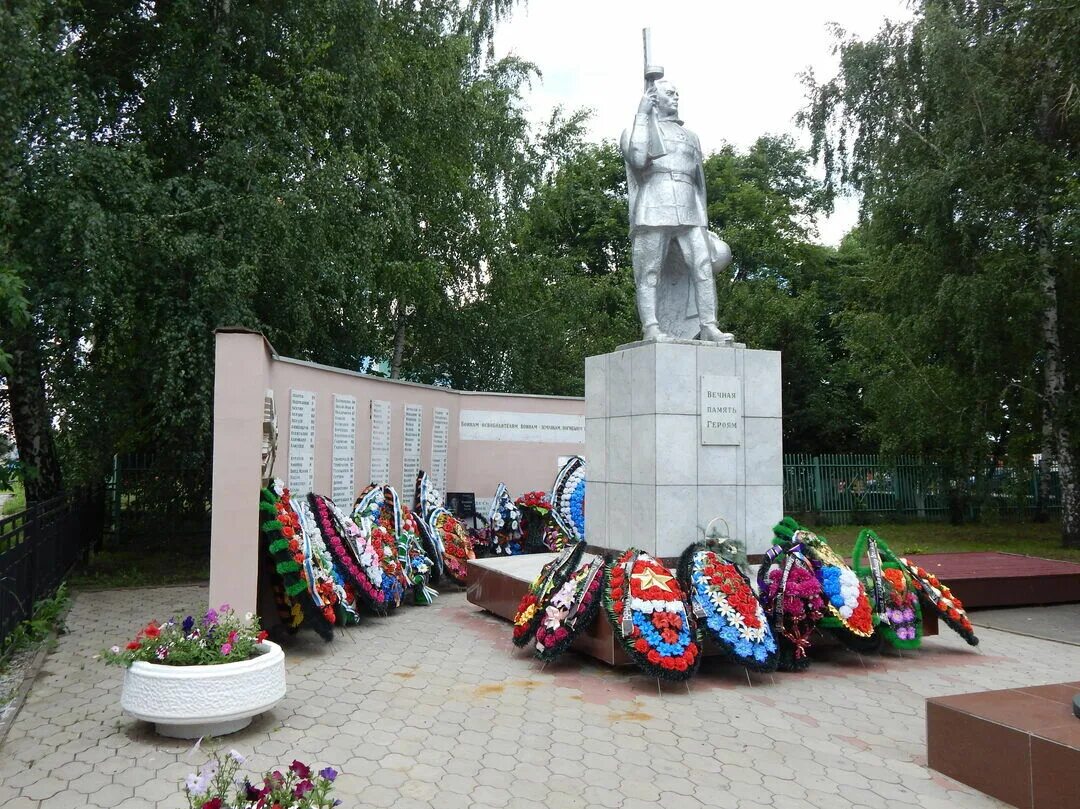 Курская братская могила. Курская братская могила. Мемориальный комплекс курск братская. Село жерновец курская область. Братские могилы курская область.