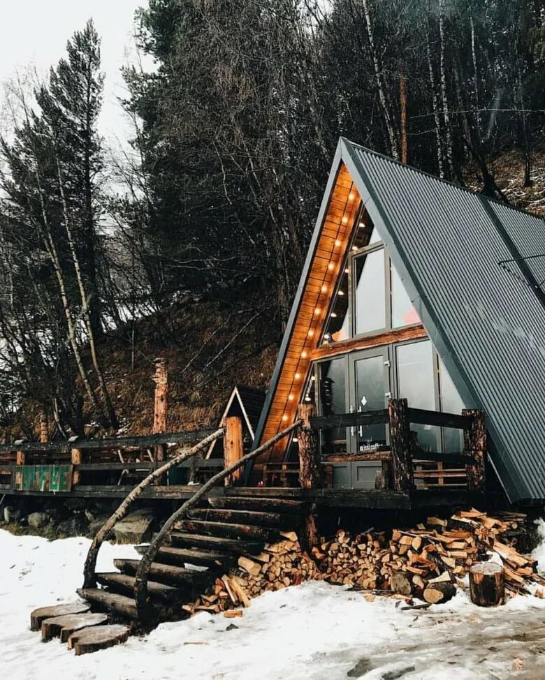 А фрейм аренда. Домик шалаш манская заимка. а фрейм дом шалаш. баня forest house терскол. эндрю геллер дом шалаш.