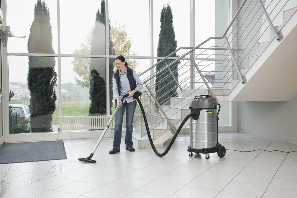 Пылесос для влажной и сухой уборки рейтинг. Пылесос Karcher NT 90/2 me Classic. Пылесос Karcher 90/2 me Classic. Karcher NT 90/2 me Classic Edition 1.667-700. Пылесос для сух. И влажн. Уборки Karcher NT 90/2 Classic Edition.