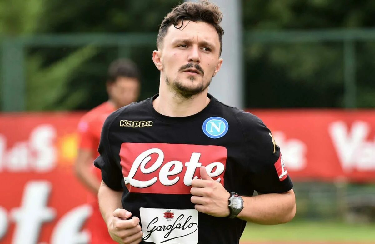 Руя футболист. Mario rui. марио руй наполи. mario rui футболист. марио руи футболист наполи.