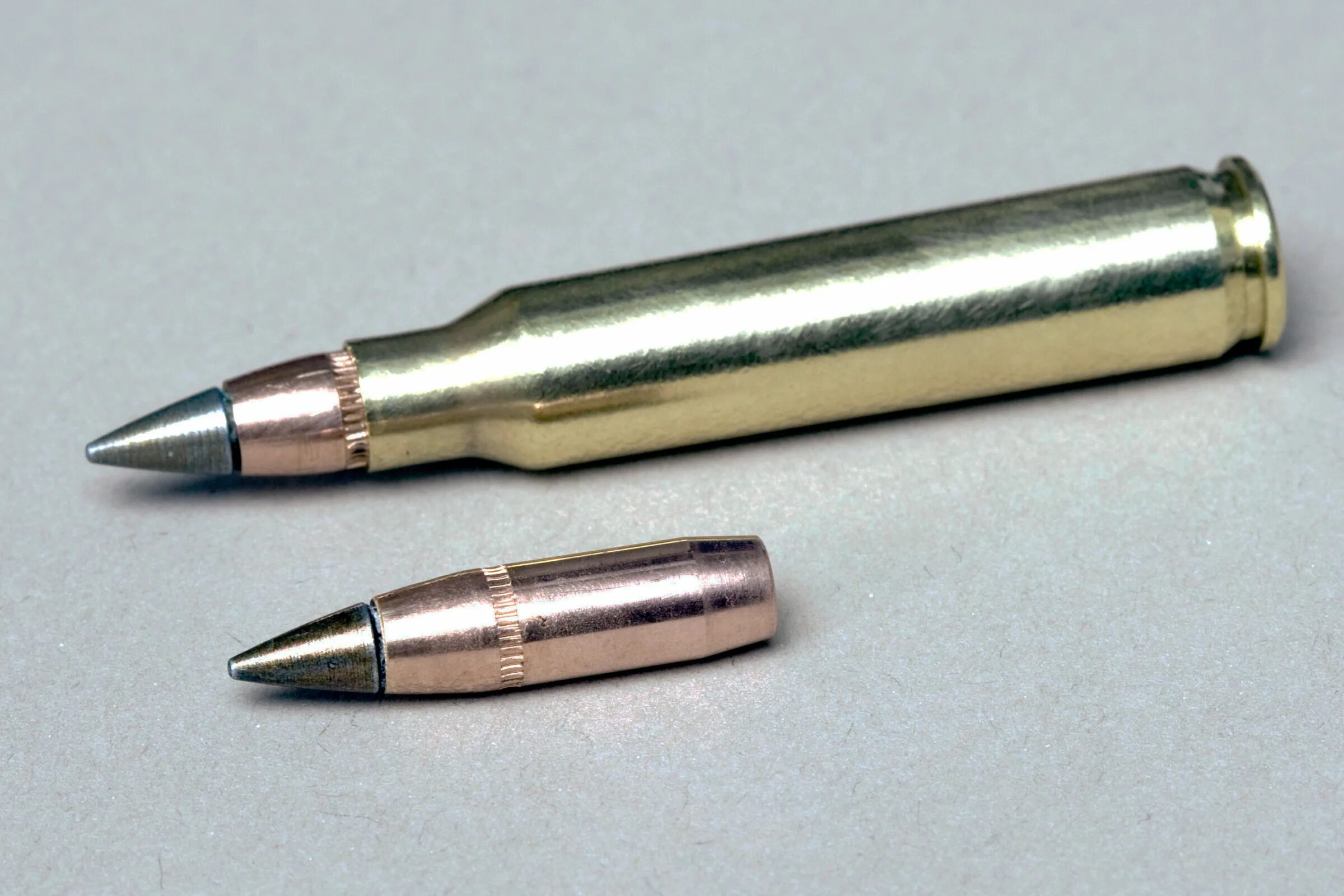 5.56 Пуля и патрон. M855a1 5.56. 5,56 × 45 мм НАТО патроны. M855a1 патрон. 0 5 x 56