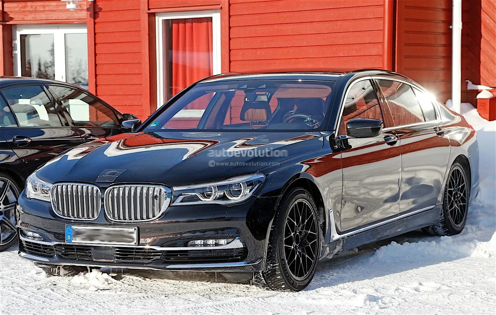 М v 7. BMW m7. BMW m7 2017. BMW 7 m7. БМВ м7 2018.