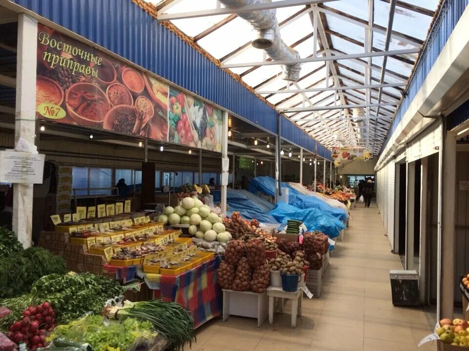 Рынок березка. Березка воронеж улица. Рыбный рынок владивосток вторая речка. Рынок березка. Улица москатова таганрог.