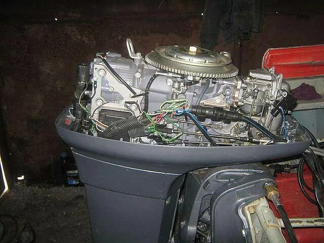 Ямаха 55 2 х тактная. Ямаха 55 95 год фото в разрезе. Лодочный мотор yamaha 55beds. Yamaha 55 мотор. Ямаха 55 2 х тактная.