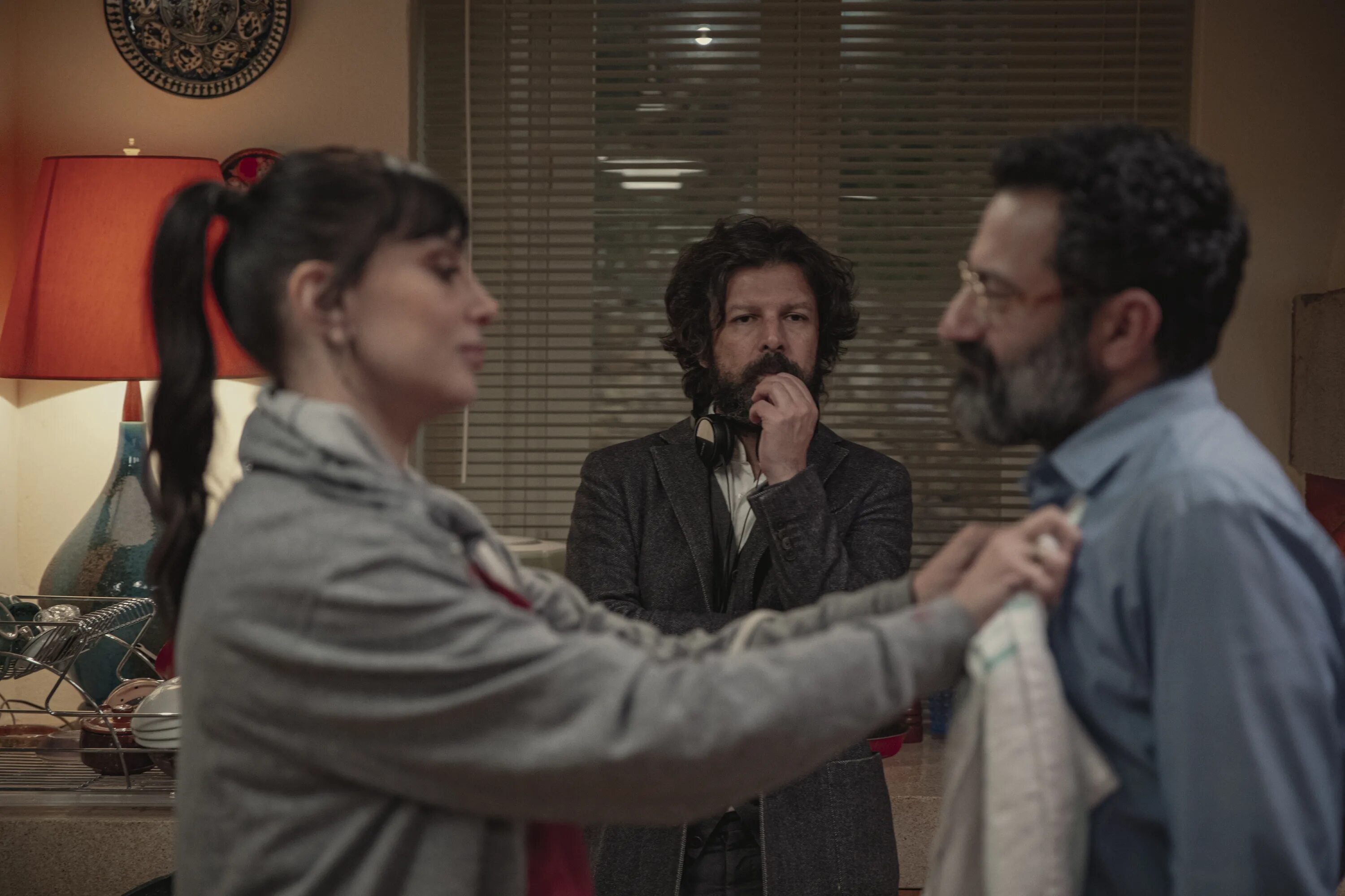 Незнакомцы 2024. Незнакомец сериал 2020. Незнакомка фильм 2020. Незнакомцы 2024. Незнакомцы 2024.