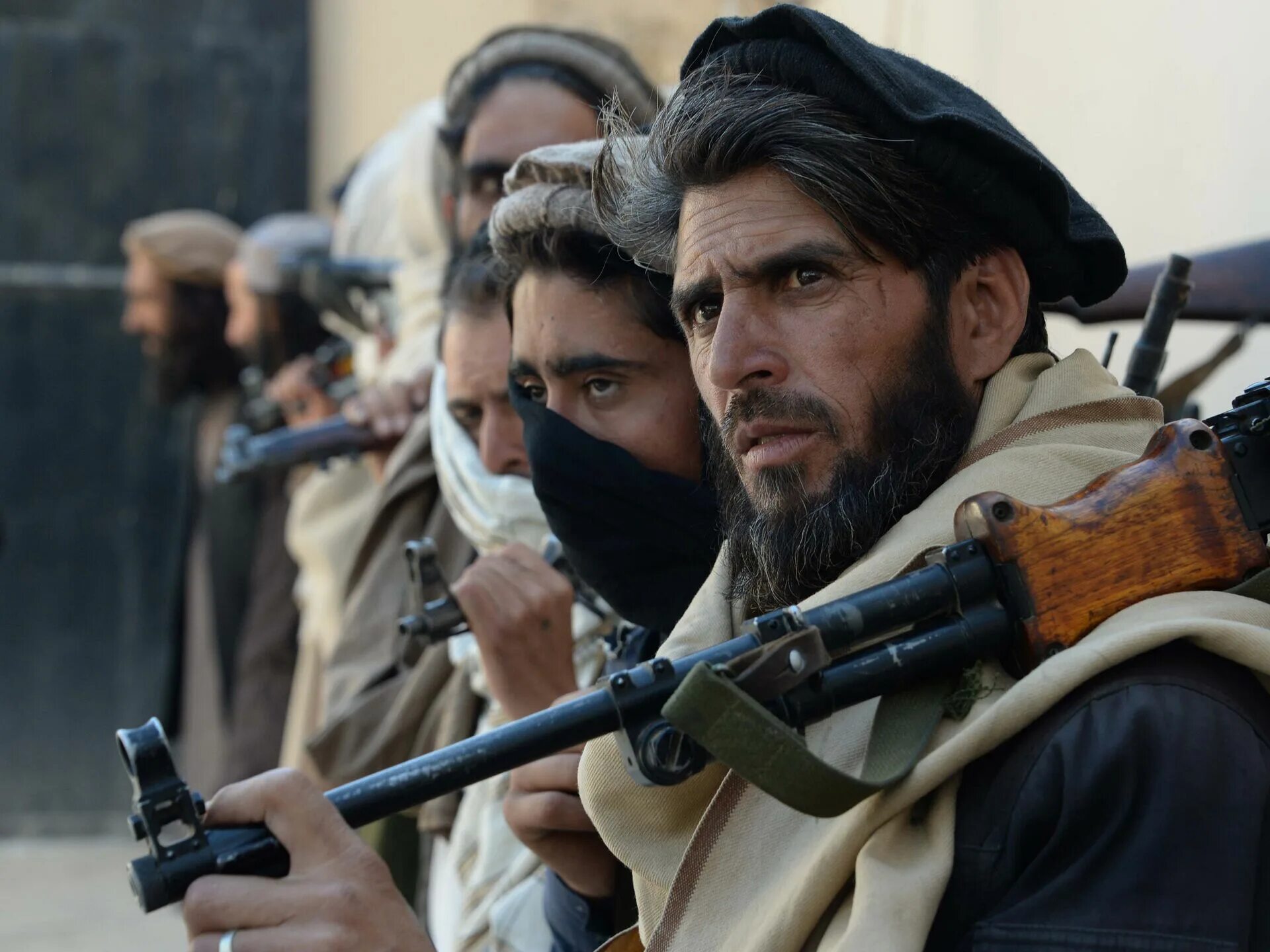 Афганистан боевики талибы. Амир талибана. Афганистан кабул талибы. Вазир акбар хан кабул. Талибы.