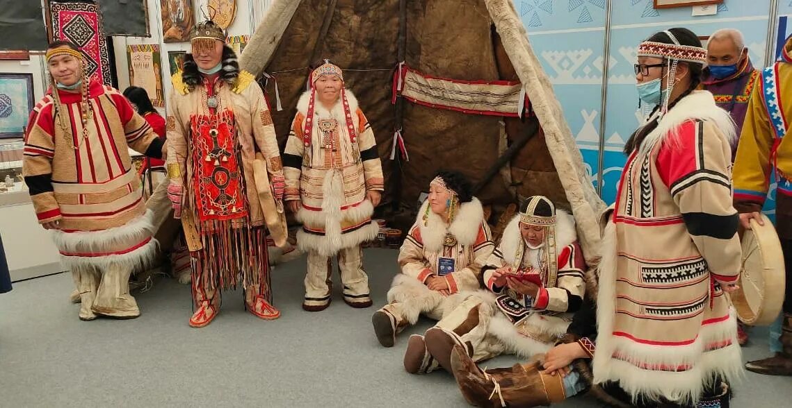 Нганасаны красноярского края. Нганасаны красноярского края. Нганасаны северной сибири. Ненцы, нганасаны, долганы, энцы. Энцы народ.