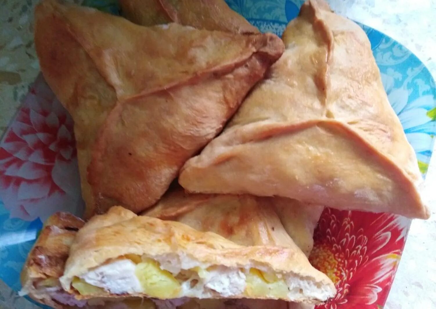 Тесто для курника классический. Тесто для курника. курник из дрожжевого теста. тесто на курник дрожжевое. курник из дрожжевого теста с картошкой.