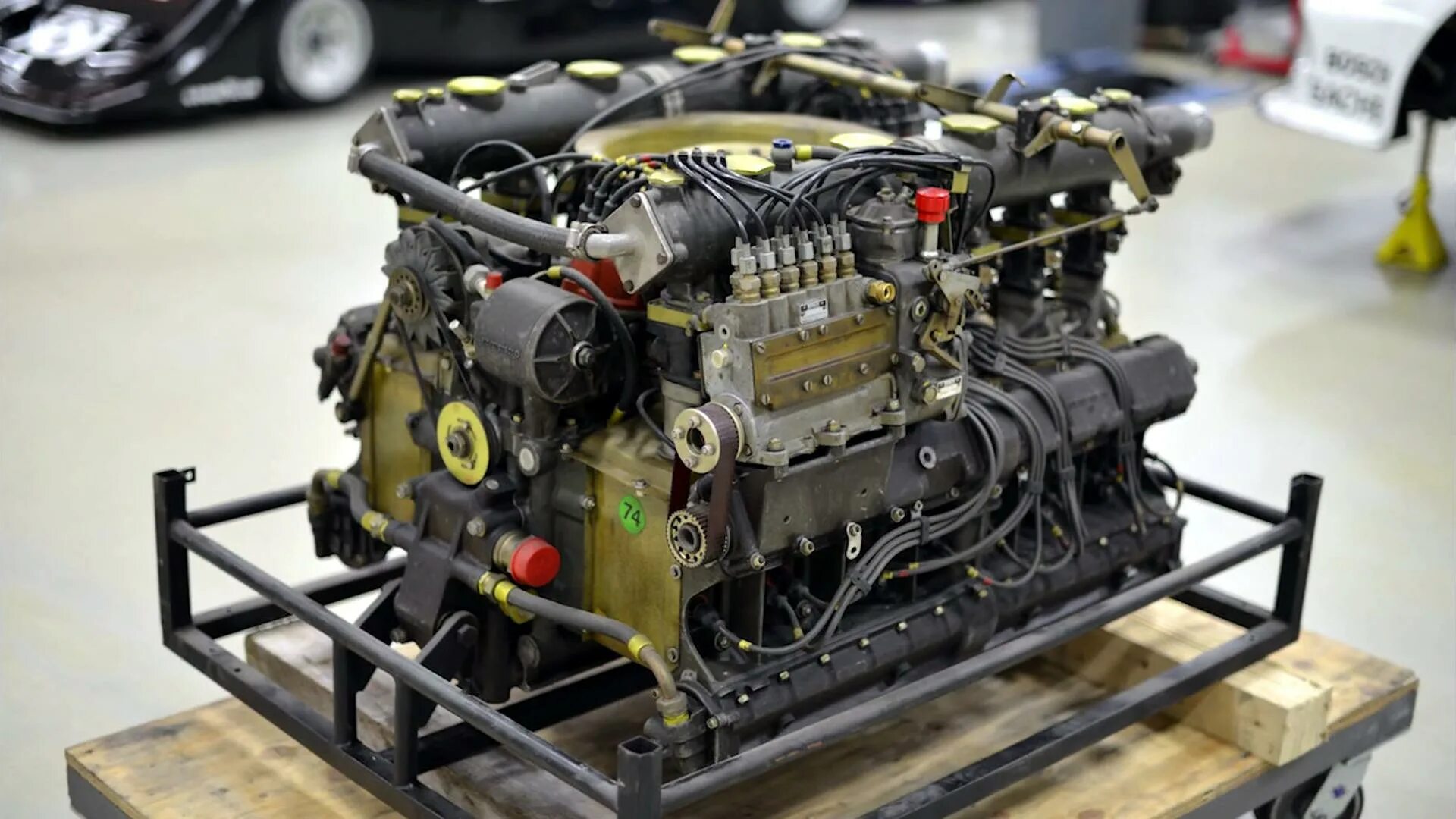 Porsche 917 engine. Porsche 917 мотор. Двигатель Porsche Deutz Typ 212. Порше 917 движок. Flat engine