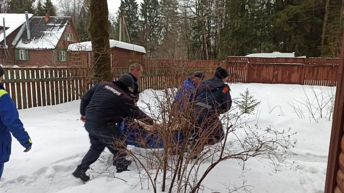 Мой последний приход был прикольней чем. Неравнодушные соседи. сергиев приход и посад. опрос жителей зима фото. 23 января мужчину задавило сергиев посад.