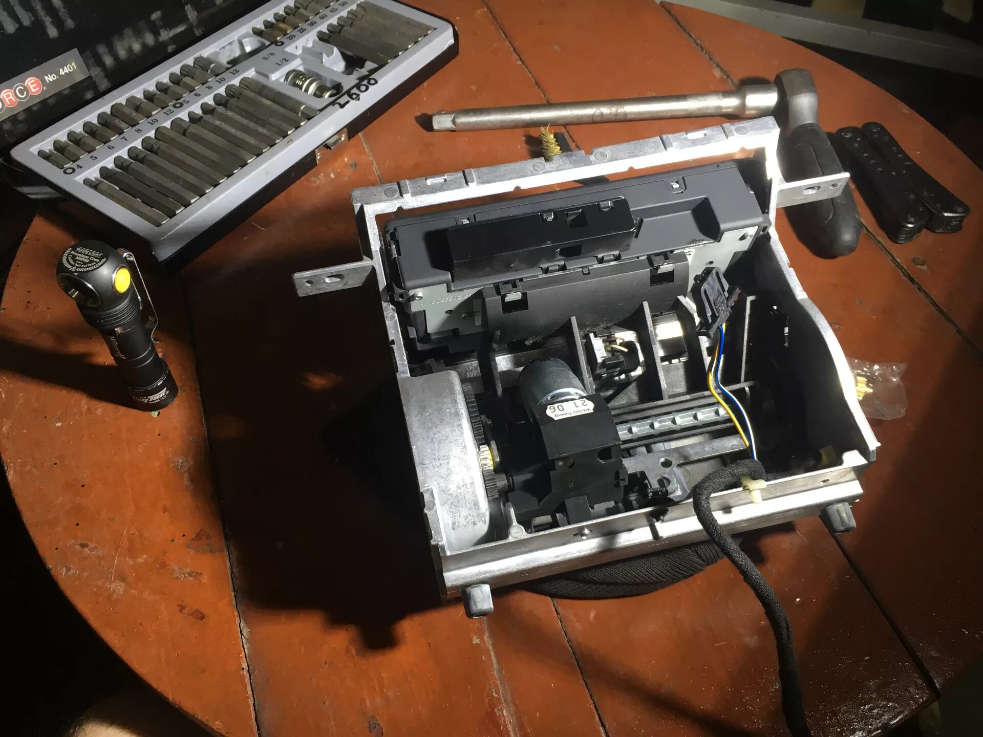 Дисковод в мониторе. Моноблок с дисководом. Саnon md 5501. Мс 5305 дисковод содержание драгметаллов. Внешний жесткий диск asus с виндовс 10.