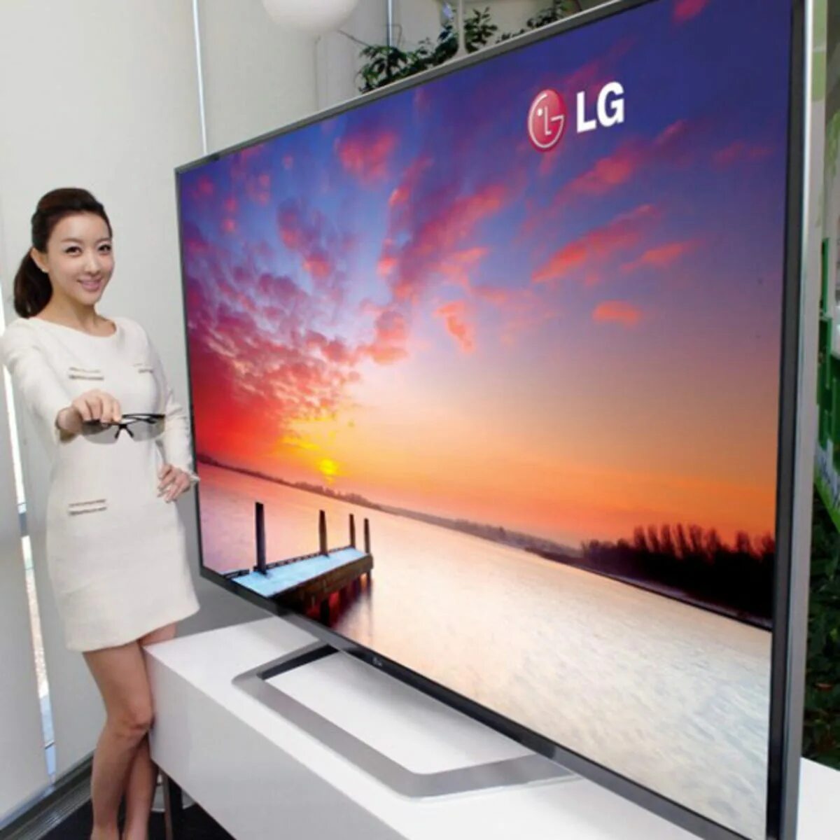 Плазма Samsung 75 дюймов. Телевизор LG 75 дюймов. LG телевизор смарт 150 диагональ. Смарт ТВ телевизор 100 дюймов LG. Телевизор lg 85