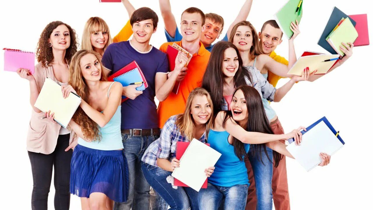 Студенты смотрят в компьютер. Зачетка студента. Подростки учеба. Причины прогулов студентов. Зачем студент.