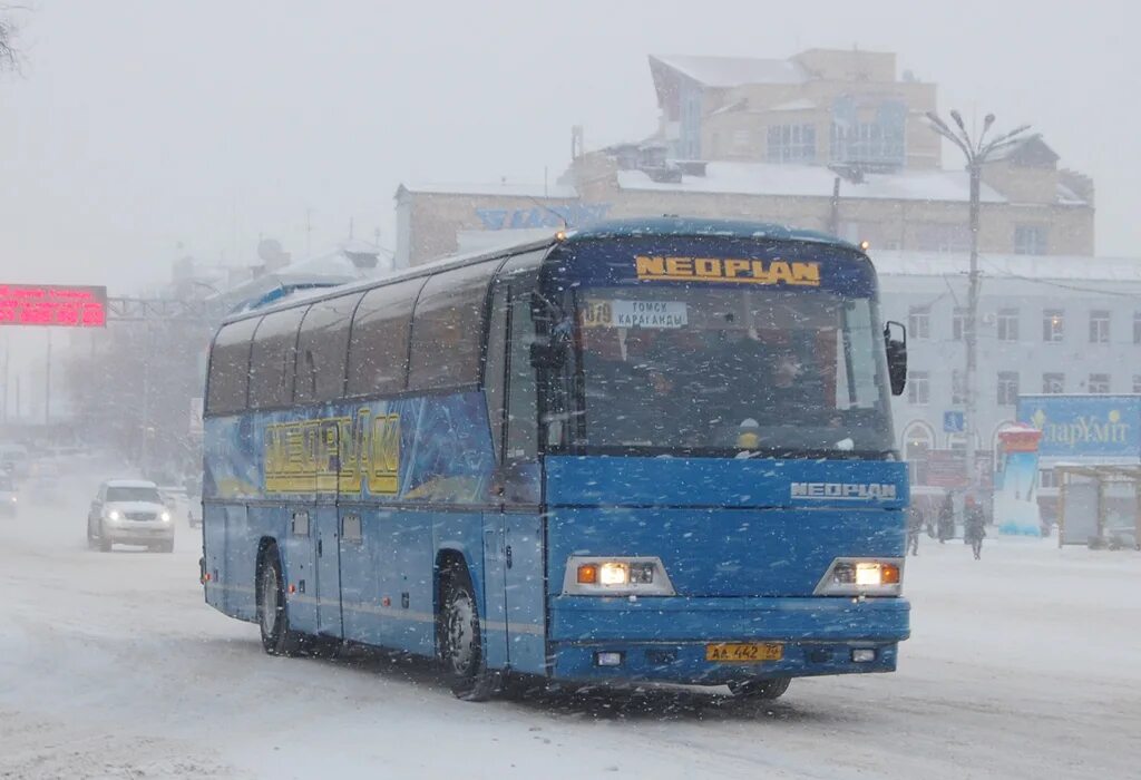 Томск Караганда автобус. Автовокзал Томск автобусы. Автобус Новосибирск Томск. Автобус Караганда. Купить билет на автобус томск новосибирск