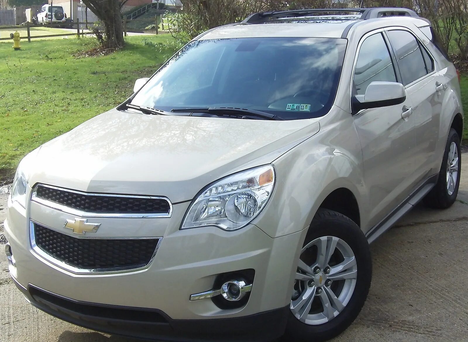 Купить шевроле эквинокс в беларуси. Chevrolet Equinox 2. Chevrolet Equinox 2023. Chevrolet Equinox lt. Эквинокс 2023 Chevrolet Equinox.