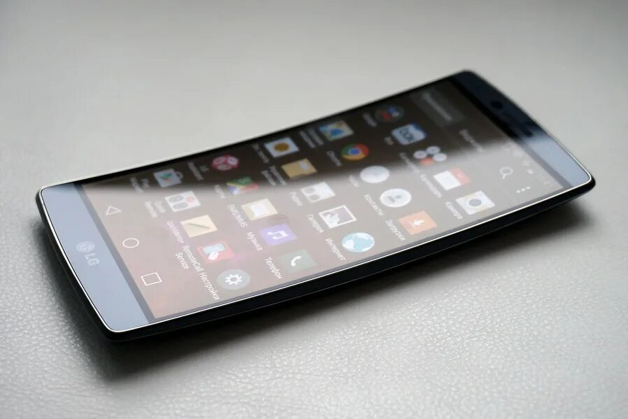 Телефон айфон lg. LG смартфоны 2021. LG смартфон 2015 года. LG G Flex 3. Новые телефоны LG 2022.