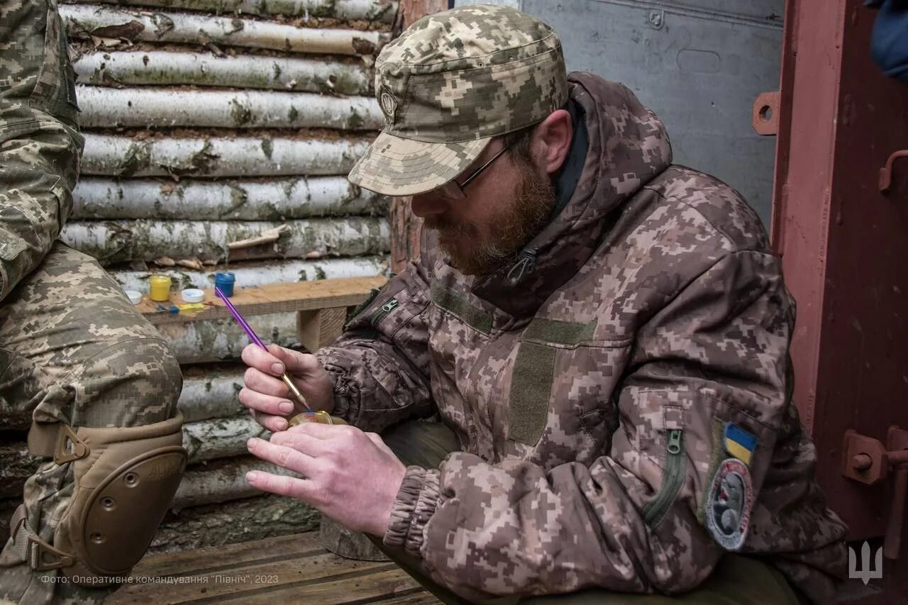 Украинские военные. Военная фотосессия. Военные фото. Украинец гранаты