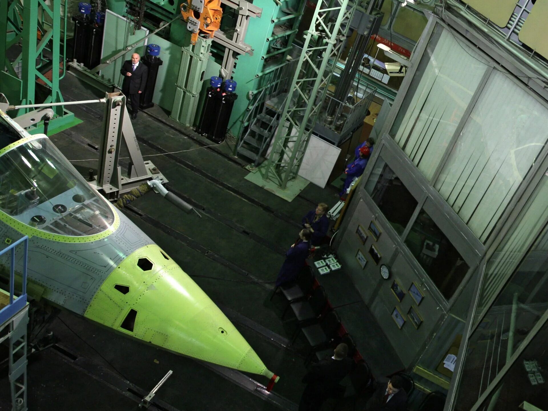 Михаил стрелец окб сухого. Окб сухого москва. Сухой окб сухого. Окб сухого сайт. Авиационная холдинговая компания сухой.