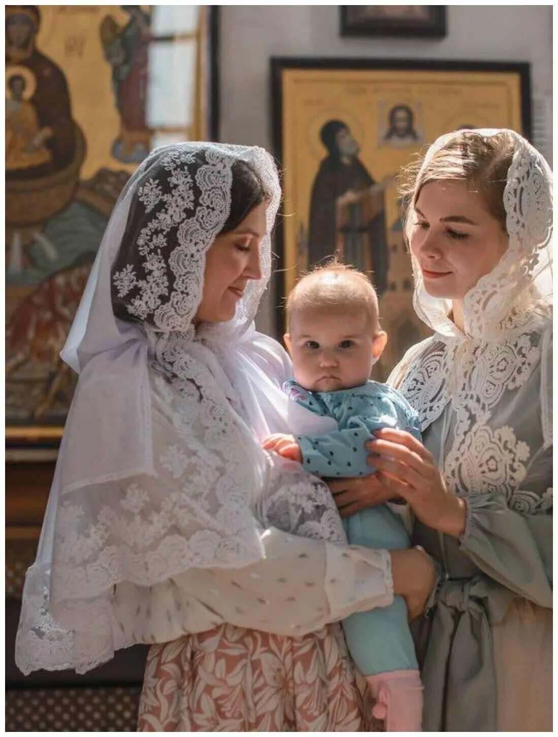 платок на крещение для мамы. крещение какой платок. платок на крещение ребенка. крещение какой платок. платок для крещения.