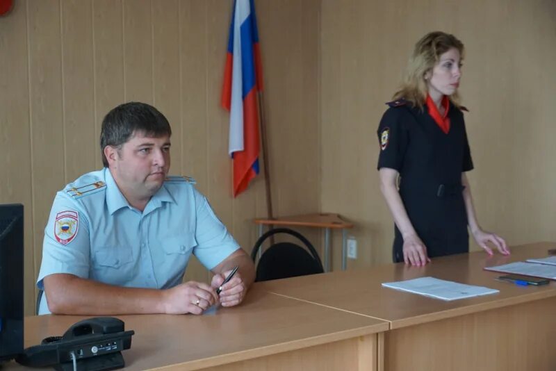 Тулупова магнитогорск. Горшков валерий михайлович магнитогорск гибдд. Миграционная служба магнитогорск. Магнитогорск умвд жабин. Начальник отдела магнитогорск.