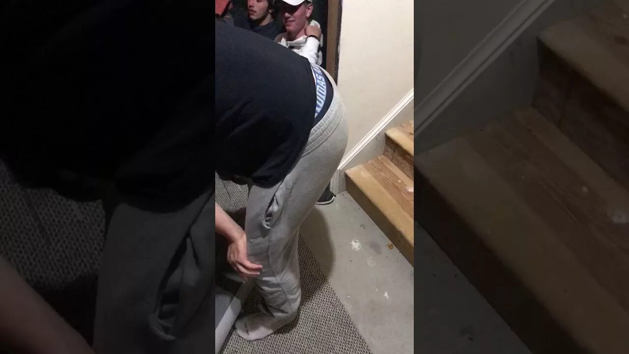 Fart on jeans. Fart boy. Флатуленция. Farting boy. Fart boy.