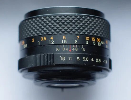 7. Ds 50 1. Data lens. Yashinon. 9 bokeh.
