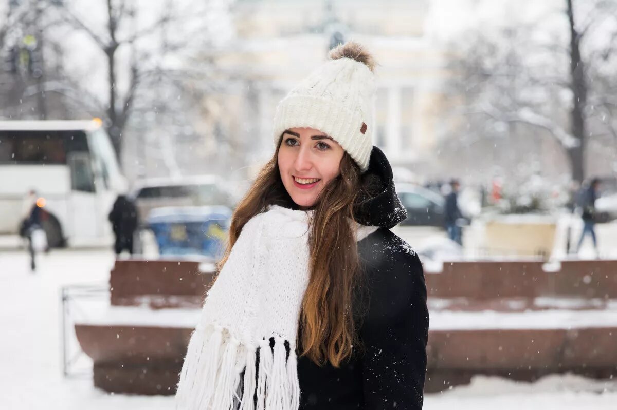 Картина февраль подмосковье. Зима 23 24 год. Зима в провинциальных городах. Зимняя фотосессия в лесу. Зимняя фотосессия.