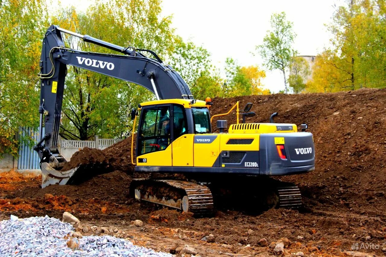 Гусеничный экскаватор Volvo ec180. Гусеничного экскаватора Volvo ec250d. Гусеничный экскаватор Volvo ec300d. Volvo 220 экскаватор. Нанять экскаватор