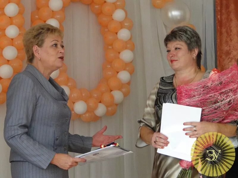 директор школы 131 нижний новгород. директор школы 131. борякова ирина александровна директор школы. школа 131 москва выпускники. директор 25 школы уссурийск.