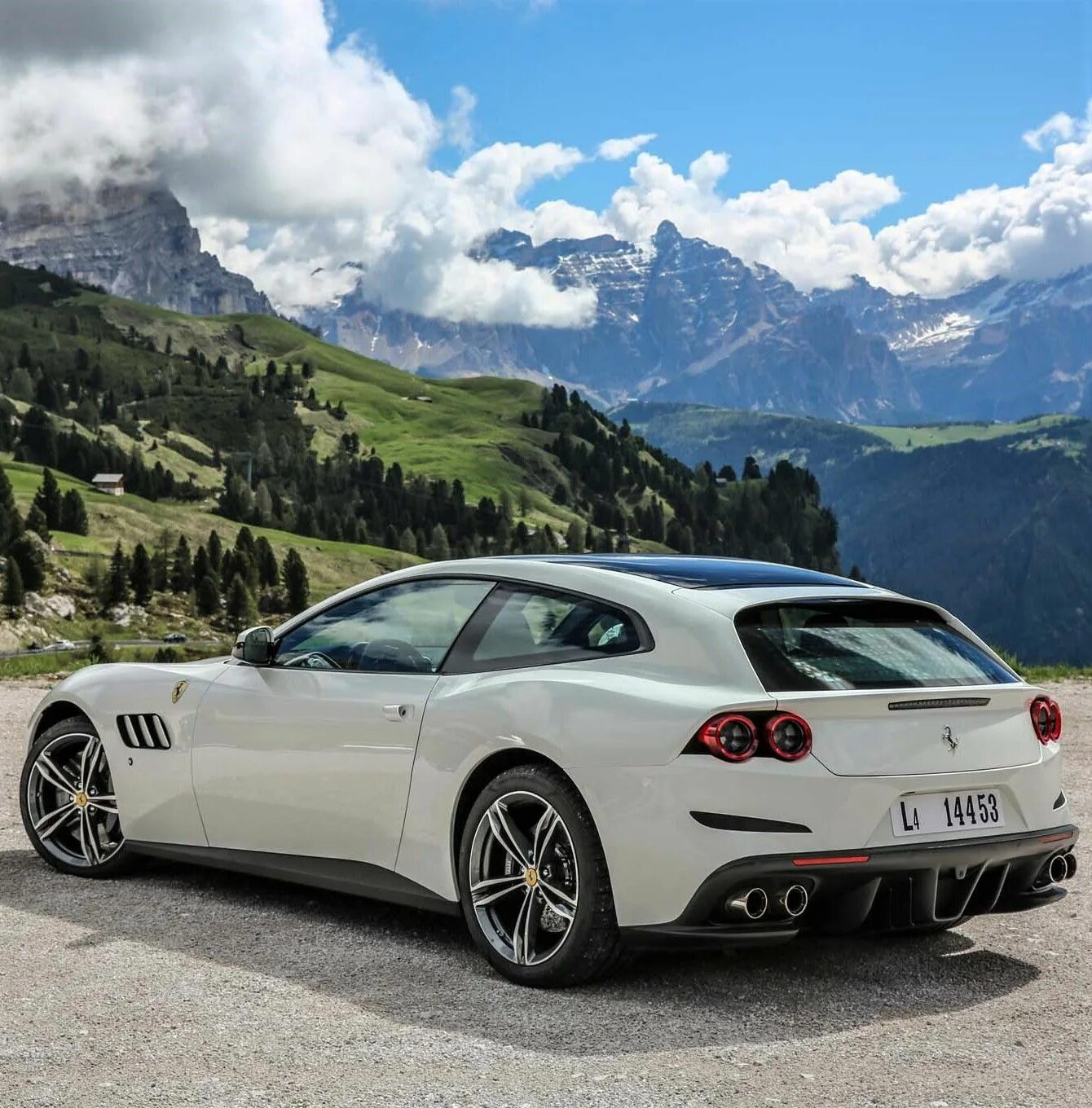 Ferrari gtc4. Феррари gtc4lusso. Ferrari gtc4lusso 2021. 2017 Ferrari gtc4lusso. Ferrari gtc4lusso t 2021.