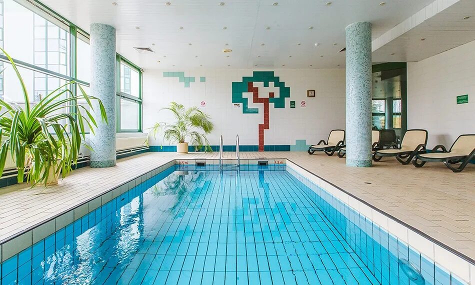 Холидей инн москва виноградово. Гостиница holiday inn виноградово. Дмитровское шоссе 171 holiday inn moscow vinogradovo. Отель виноградово дмитровское ш 171. Гостиница дмитровское шоссе холидей.