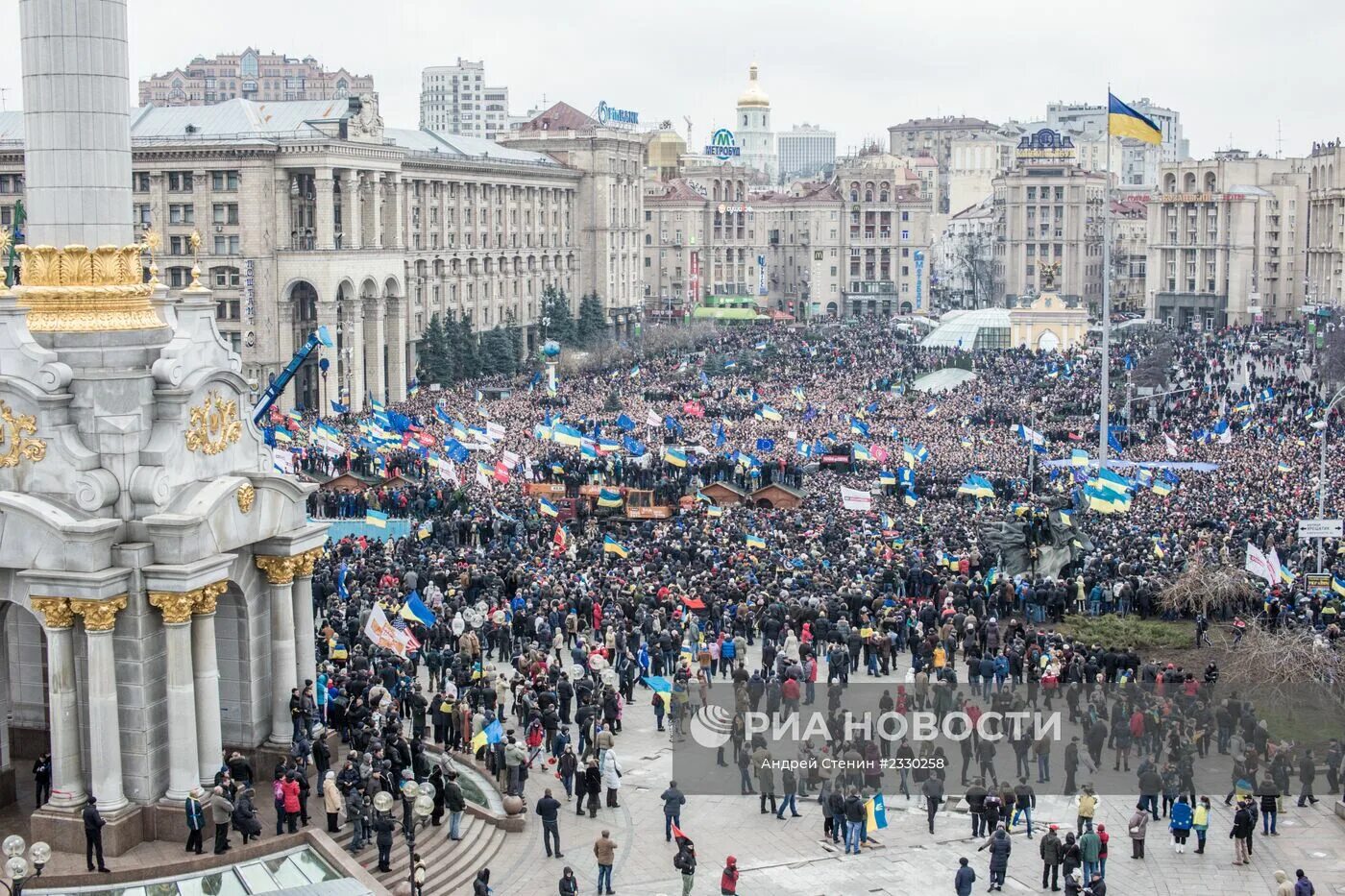 Киев Майдан 2014. Майдан независимости Киев 2023. Украина 2014 Майдан Незалежности. Майдан на украине в 2014 простыми словами