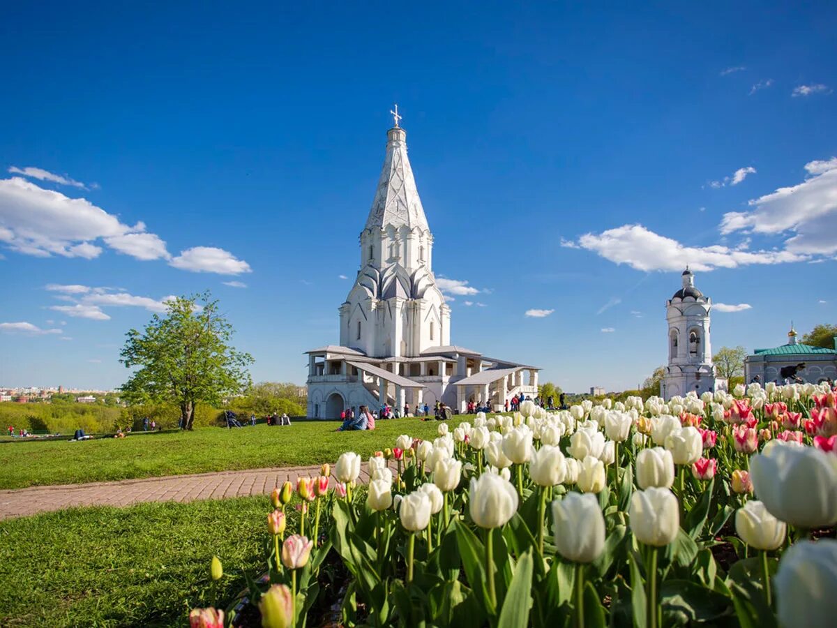 Усадьба коломенское церковь. Московский парк коломенское. Коломенское музей-заповедник. Церковь вознесения в коломенском москва. Музей коломенское в москве.