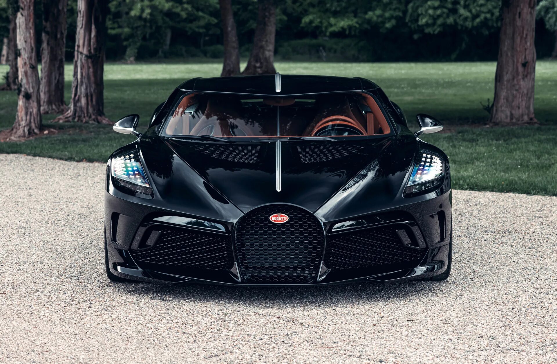 Бугатти за миллиард. Бугатти Ноир 2022. Машина Bugatti la voiture noire. Бугатти la voiture noire 2021. Бугатти Ноир 2021.