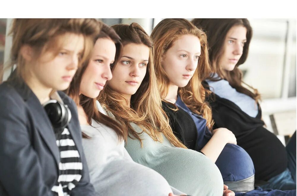 кристина пименова 2021. девочка в 17 ряду. девочка в 17 ряду. девушка 16 лет зимой. русские девушки 17 лет.